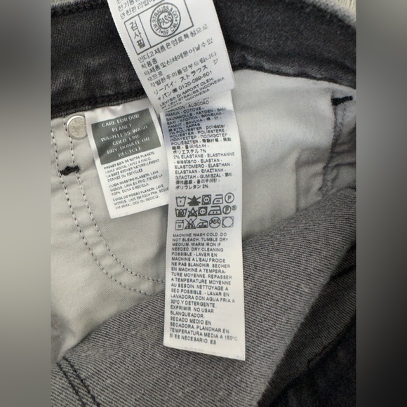 Women’s Levi’s 311 Soft Black Jeans 30/30 - Picture 7 of 12